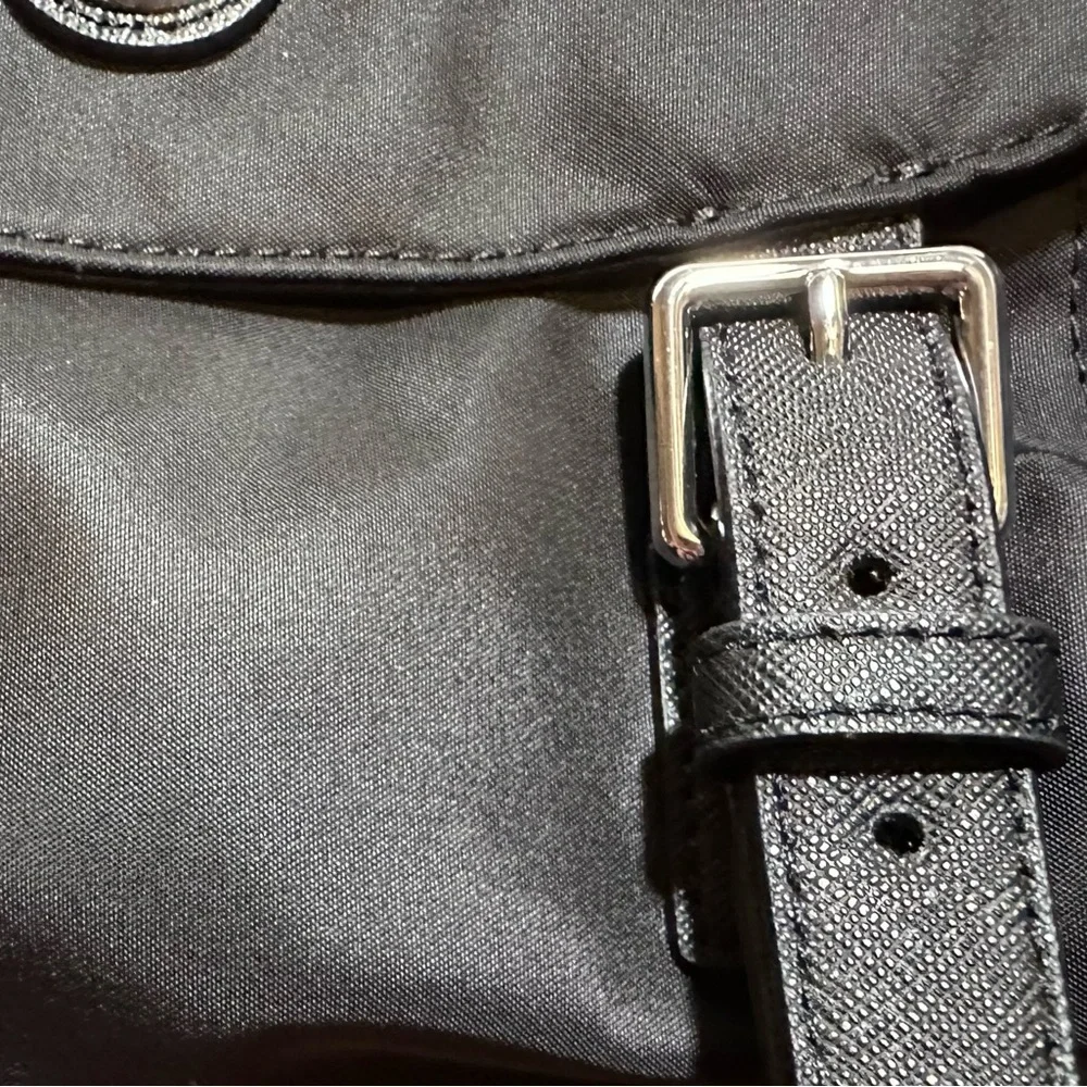 Tory Burch Virginia Recycled Nylon Small Messenger Crossbody ~NWT~ Black - Picture 8 of 14